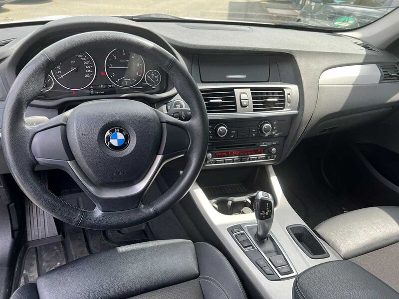 BMW X3 xDrive20d Bi-Xenon, Klimaautomatik, Sitzheizung, Keyless, Fernlichtass. , PDC vo. +