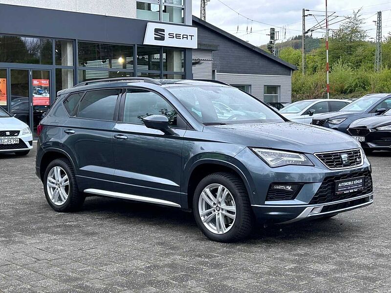 SEAT Ateca FR 4Drive 2.0 TSI NAVI LED DAB PDC KAMERA