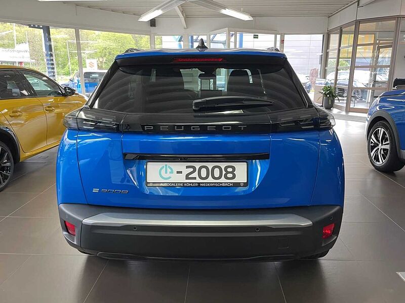 Peugeot 2008 e- Allure 156 LED SITZHEIZUNG 17''LM NAVI e- Allure 156 LED SITZHEIZUNG Klimaautom.