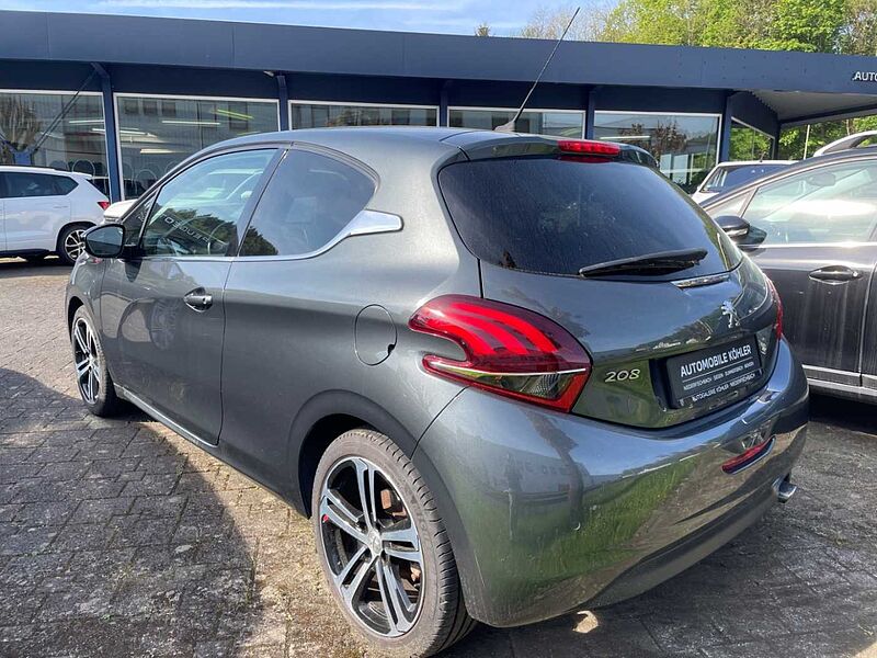 Peugeot 208 Allure 1.2 GT Line PureTech 110 Navigation Sitzheizung