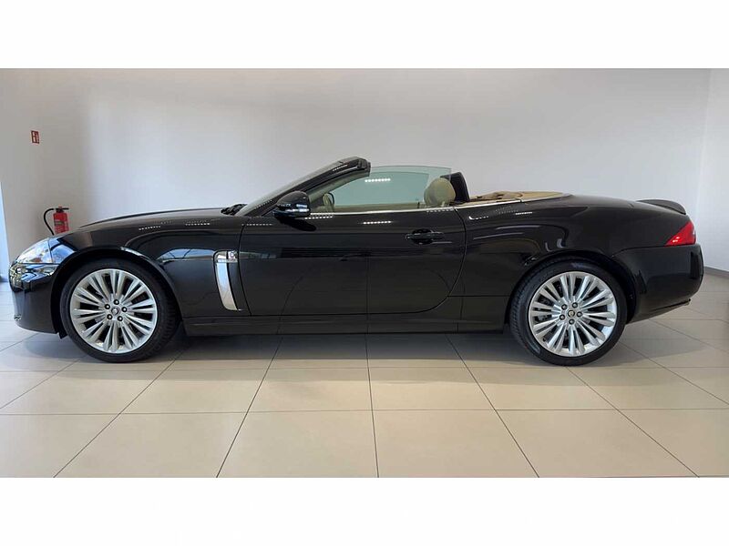 Jaguar XK 5.0 V8 Cabrio XENON SITZKÜHLUNG 19''LM