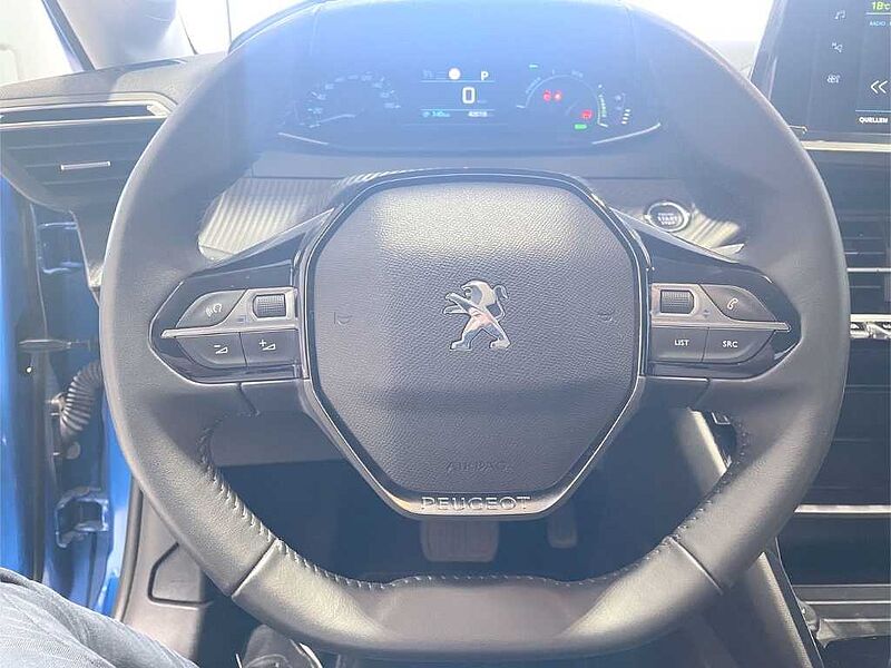 Peugeot 208 e- Active Pack 136 LED Apple CarPlay e- Active Pack 136 LED Apple CarPlay
