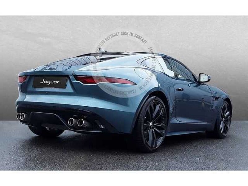 Jaguar F-Type P450 AWD Coupe 75 Unfallschaden vorne