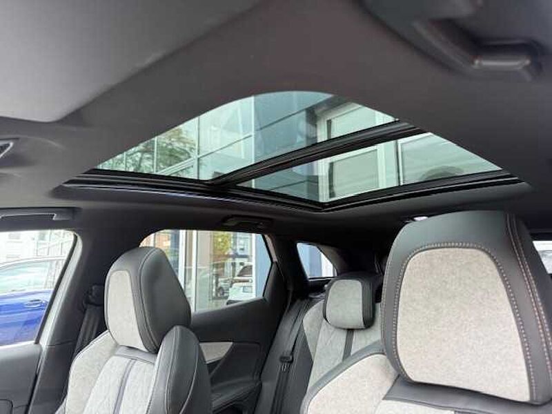 Peugeot 3008 GT Hybrid4 300 Allrad GT Hybrid4 300 SCHIEBEDACH FOCAL 360KAMERA
