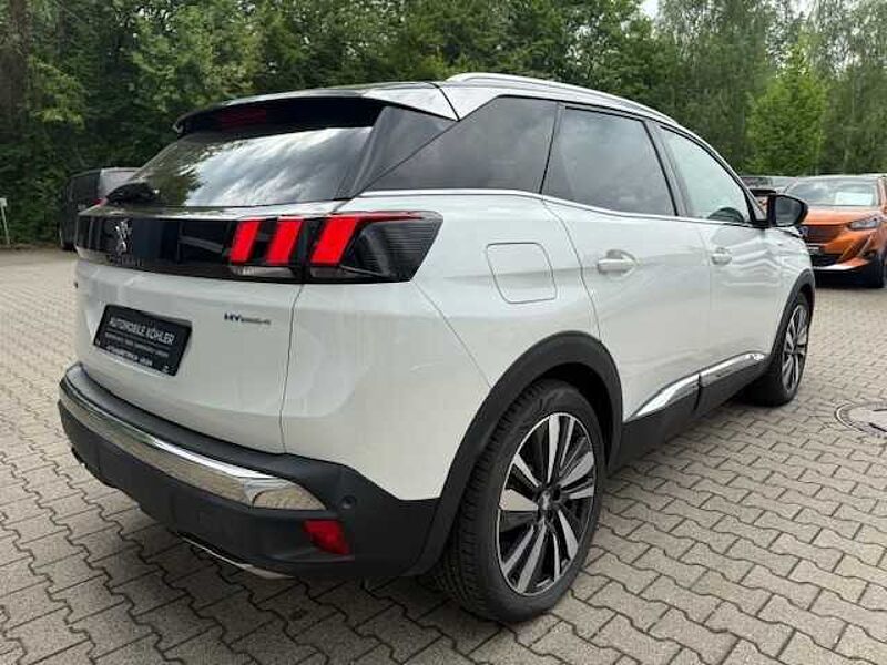 Peugeot 3008 GT Hybrid4 300 Allrad GT Hybrid4 300 SCHIEBEDACH FOCAL 360KAMERA