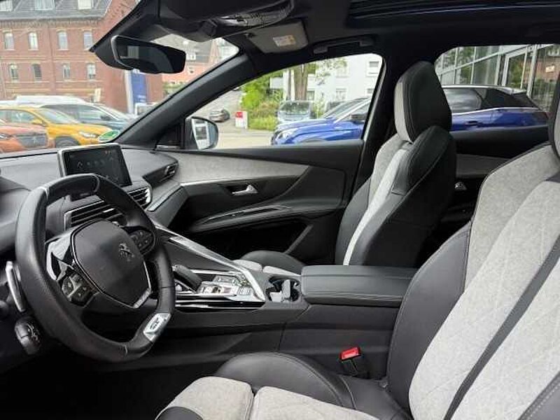 Peugeot 3008 GT Hybrid4 300 Allrad GT Hybrid4 300 SCHIEBEDACH FOCAL 360KAMERA