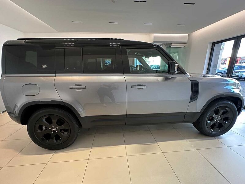 Land Rover Defender 110 D250 SE AHK 20''LM SD MATRIX WKP 110 D250 SE AHK 20''LM SD MATRIX WKP