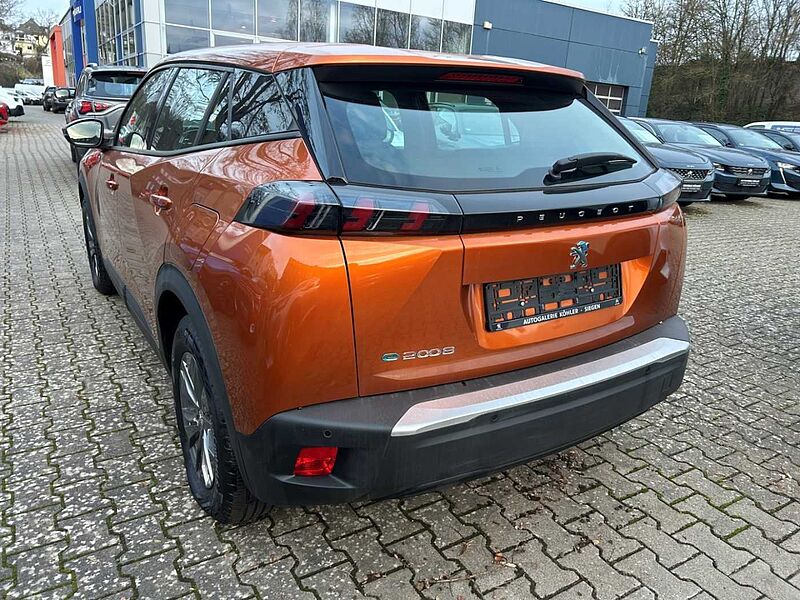 Peugeot 2008 e- Active Pack Elektromotor 136 e- Active Pack Elektromotor 136