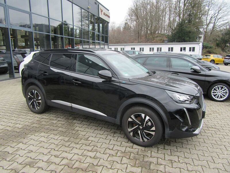 Peugeot 2008 e- Allure Pack Elektromotor 136 ALLURE PACK e- Allure Pack Elektromotor 136 ALLURE PACK