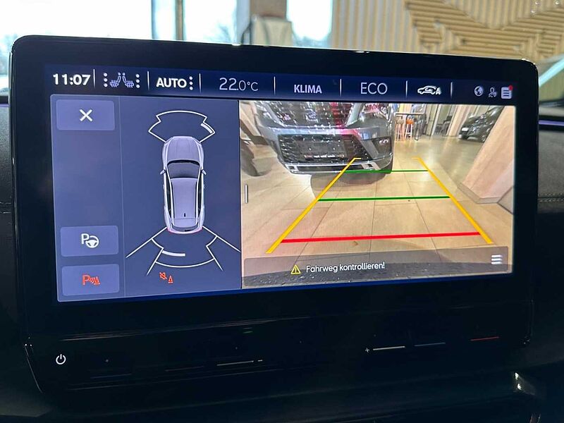 CUPRA Formentor VZ e-HYBRID 1.4 / Fahrassistenzpaket XL / Cupra Supersportlenkrad VZ e-HYBRID 1.4 / Fahrassistenzpaket XL / Cupra Supersportlenkrad