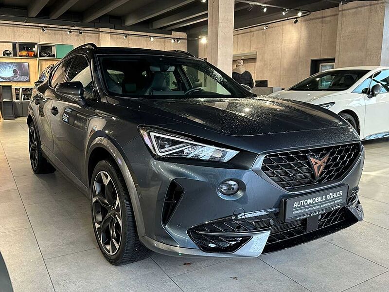 CUPRA Formentor VZ e-HYBRID 1.4 / Fahrassistenzpaket XL / Cupra Supersportlenkrad VZ e-HYBRID 1.4 / Fahrassistenzpaket XL / Cupra Supersportlenkrad
