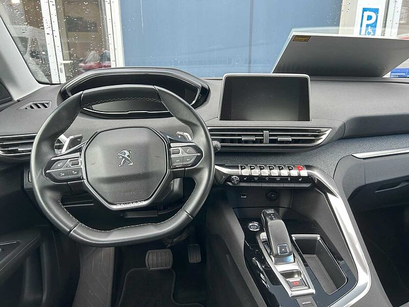 Peugeot 3008 Allure Navi digitales Cockpit LED El. Heckklappe Apple CarPlay Android Auto Allure Navi digitales Cockpit LED El. Heckklappe Apple CarPlay Android Auto 2-Zo
