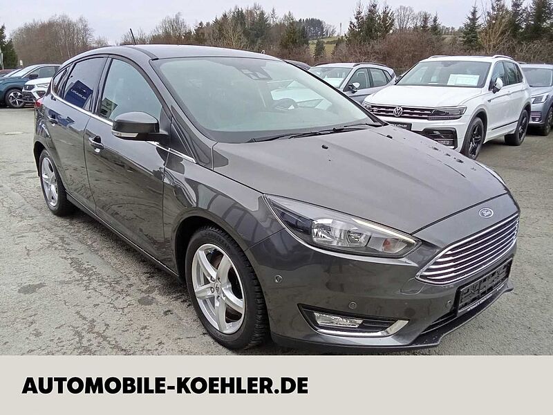 Ford Focus Titanium 1.5 EcoBoost NAVI AHK KAMERA SHZ LHZ