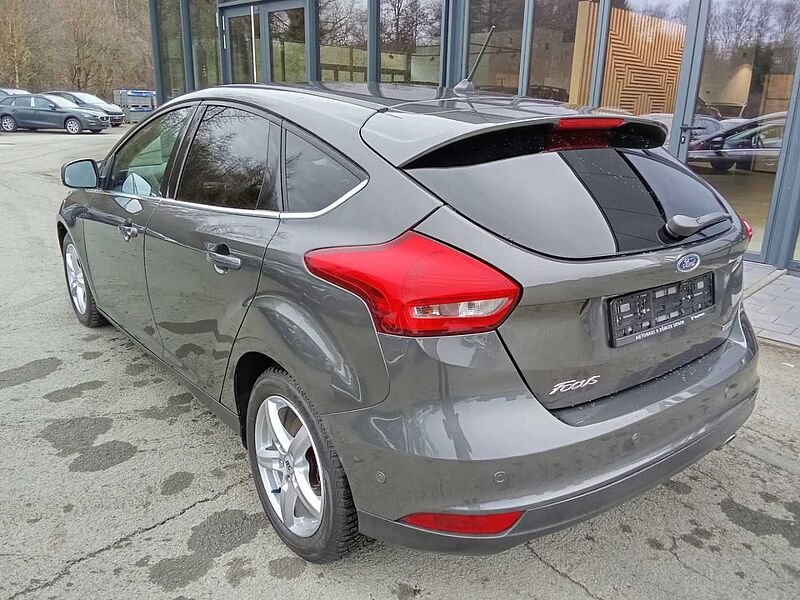 Ford Focus Titanium 1.5 EcoBoost NAVI AHK KAMERA SHZ LHZ