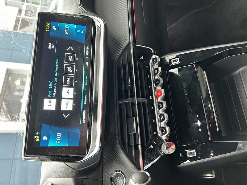 Peugeot 2008 e- Pack 136 GT PACK NAVI RÜCKFAHRKAM e- Pack 136 GT PACK NAVI RÜCKFAHRKAM