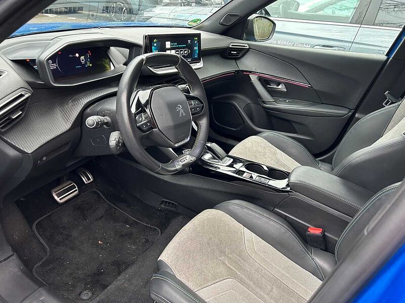 Peugeot 2008 e- Pack 136 GT PACK NAVI RÜCKFAHRKAM e- Pack 136 GT PACK NAVI RÜCKFAHRKAM