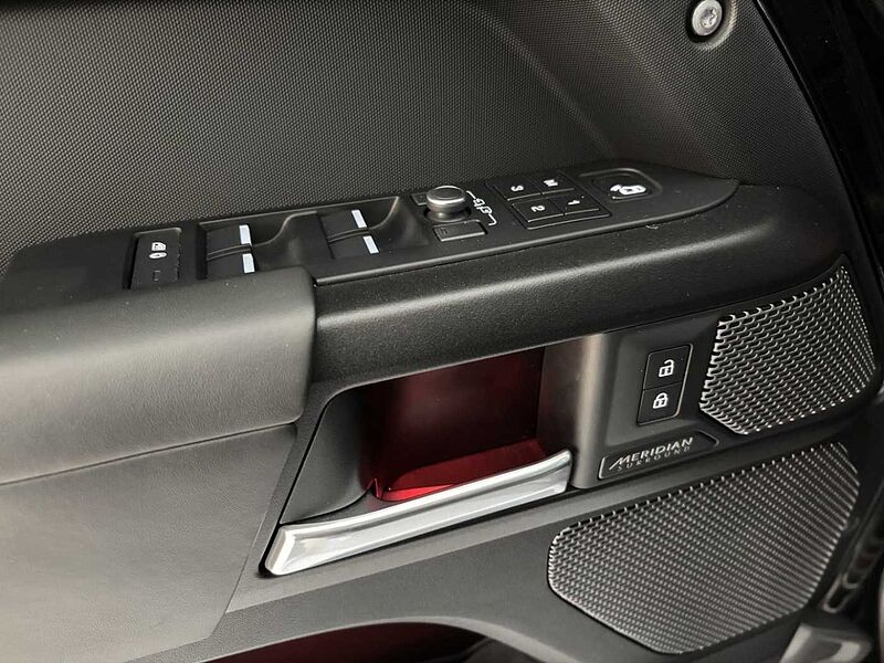 Land Rover Defender 110 P525 V8 HEAD-UP 22''LM PANO MATRIX