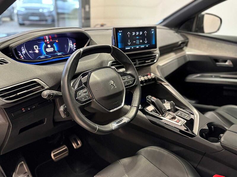Peugeot 3008 GT 1.2 PureTech 130 EAT 8 NAVI LED ACC PDC