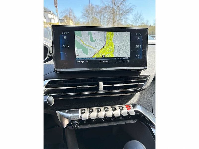 Peugeot 5008 1.2 EU6d Allure Pack PureTech 130 7-Sitzer Navi Digitales Cockpit LED Apple