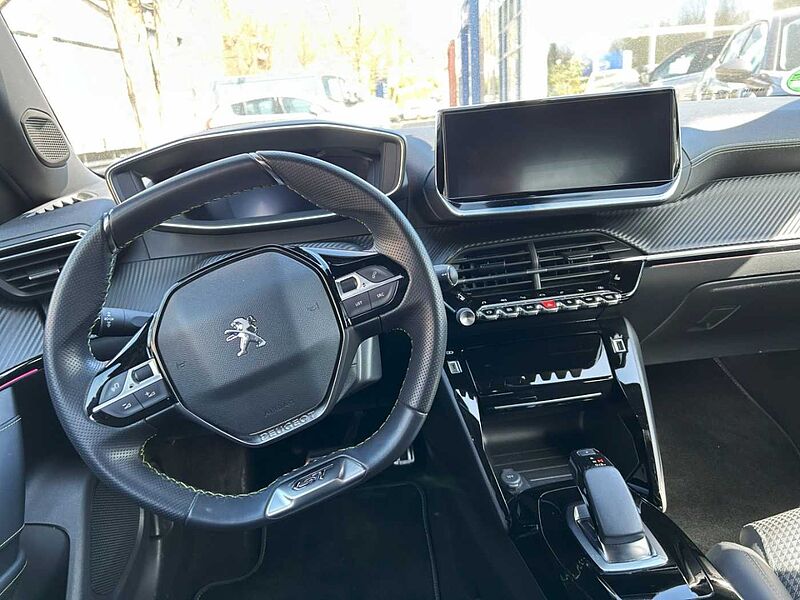 Peugeot 2008 e 136 GT Navi Digitales Cockpit LED Apple CarPlay Android Auto Klimaautom F
