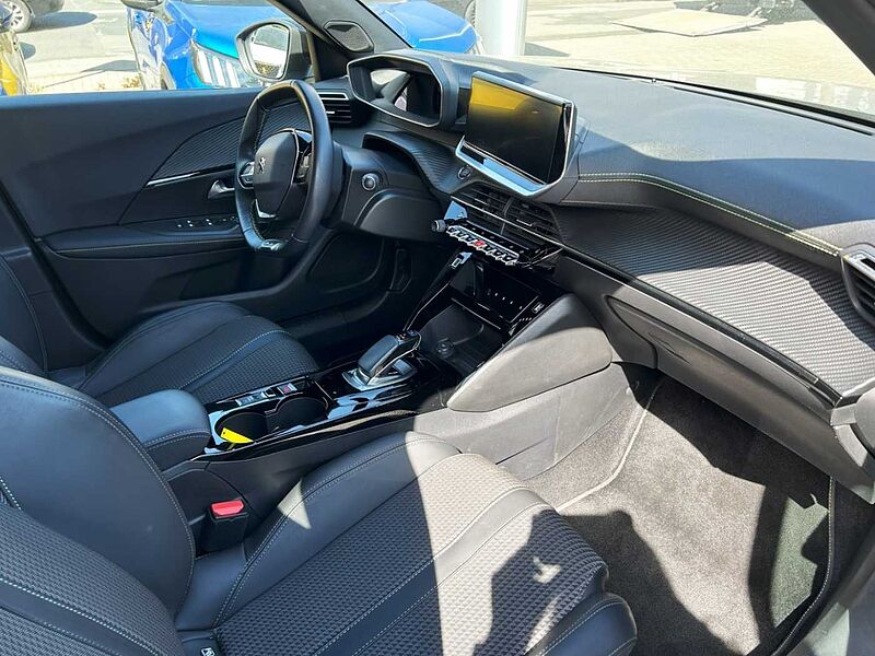 Peugeot 2008 e 136 GT Navi Digitales Cockpit LED Apple CarPlay Android Auto Klimaautom F