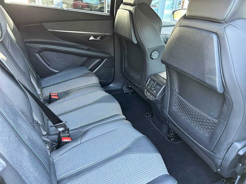 Peugeot 5008 Allure Pack Navi Digitales Cockpit LED Apple CarPlay Android Auto 2-Zonen-K