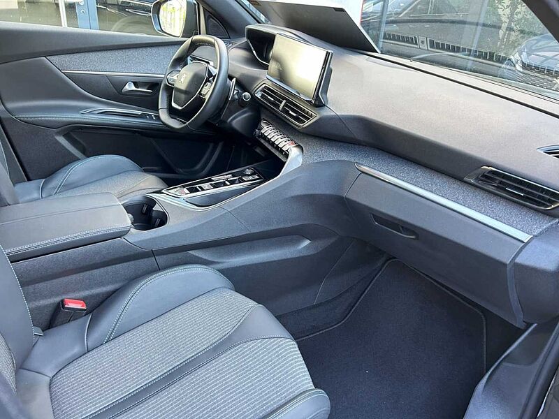 Peugeot 5008 Allure Pack Navi Digitales Cockpit LED Apple CarPlay Android Auto 2-Zonen-K
