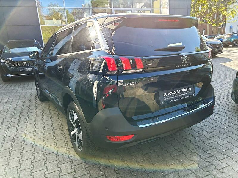 Peugeot 5008 Allure Pack Navi Digitales Cockpit LED Apple CarPlay Android Auto 2-Zonen-K