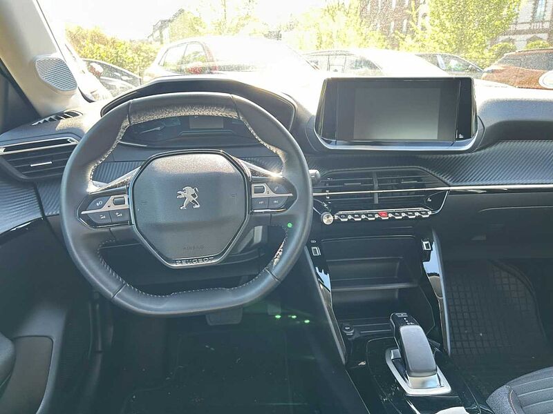 Peugeot 208 e- Active Pack LED Apple CarPlay Android Auto DAB SHZ Spurhalteass.