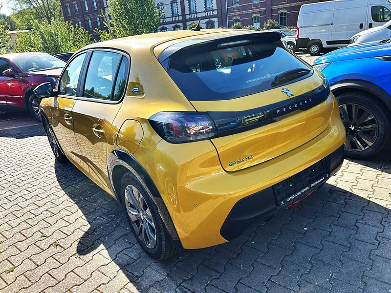 Peugeot 208 e- Active Pack LED Apple CarPlay Android Auto DAB SHZ Spurhalteass.