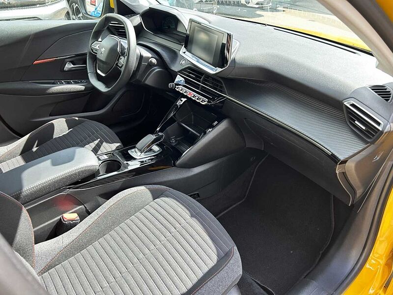 Peugeot 208 e- Active Pack LED Apple CarPlay Android Auto
