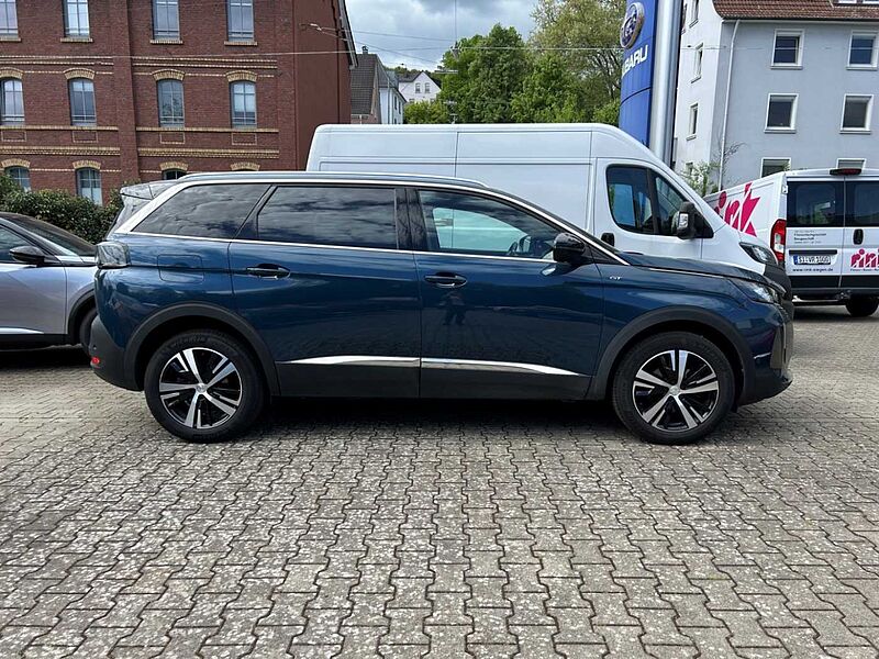 Peugeot 5008 1.2 GT AHK-abnehmbar Navi Leder Digitales Cockpit LED