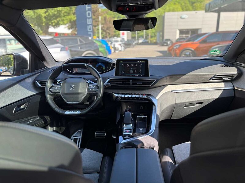Peugeot 3008 Hybrid4 GT Navi Klimaa Panorama 360° Kamera