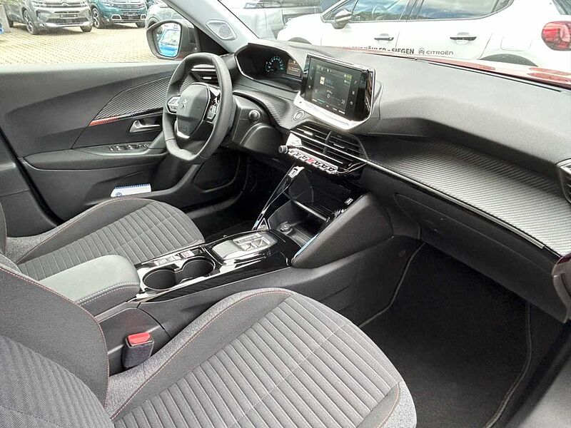 Peugeot 2008 e- Active Pack LED Apple CarPlay Android Auto Klimaautom DAB SHZ