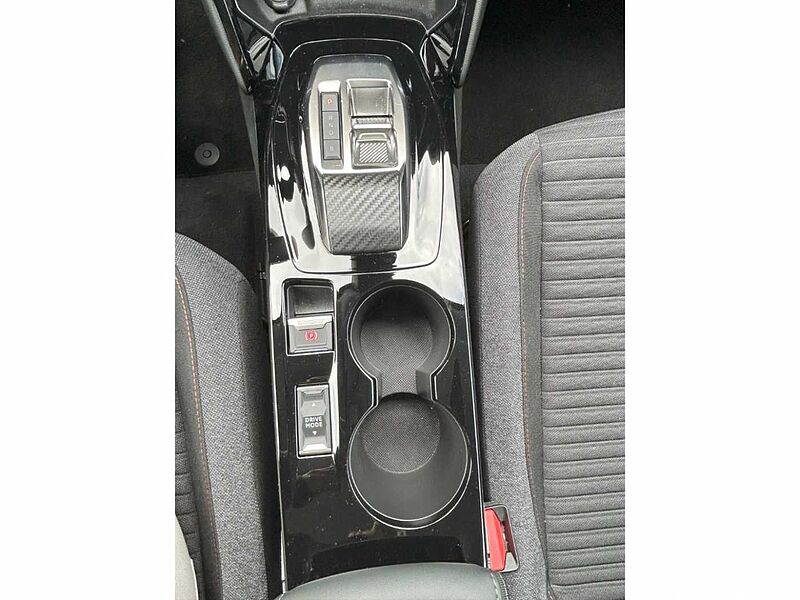 Peugeot 2008 e- Active Pack LED Apple CarPlay Android Auto Klimaautom DAB SHZ