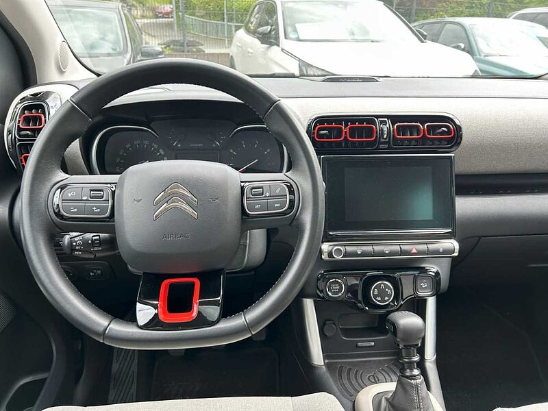 Citroen C3 Aircross Shine 1.2 El. Panodach Navi Apple CarPlay Android Auto Klimaautom