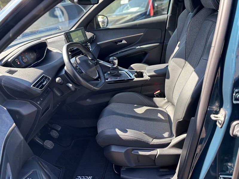 Peugeot 3008 Allure PureTech 130 LED DAB SITZHEIZUNG
