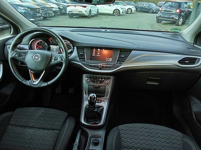 Opel Astra 1.6 CDTI Sportstourer Business SITZHEIZUNG