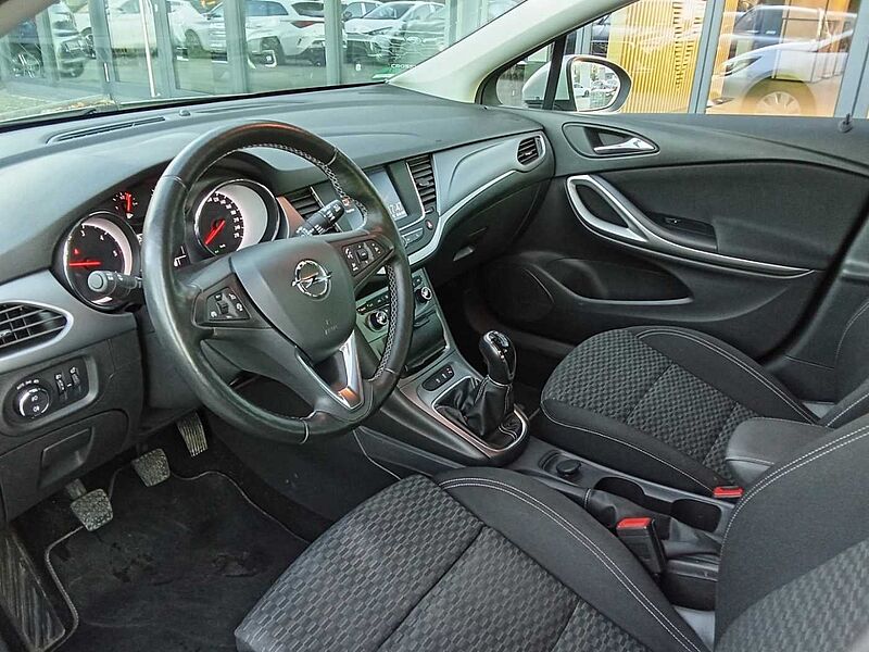 Opel Astra 1.6 CDTI Sportstourer Business SITZHEIZUNG