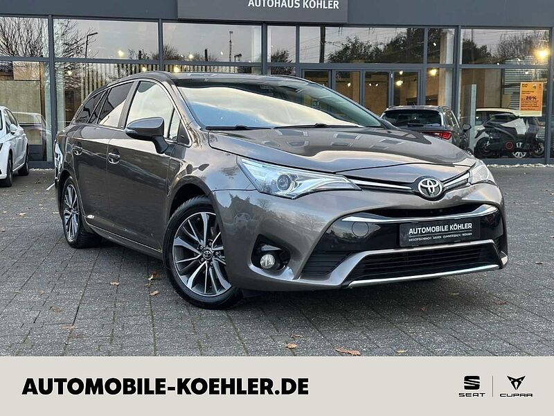 Toyota Avensis Touring Sports Edition-S+ / Anhängerkupplung / Navigationssystem